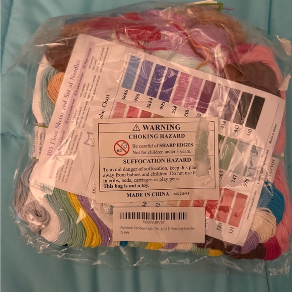 Iris Multicolor Embroidery Thread Collection - Picture 1 of 3